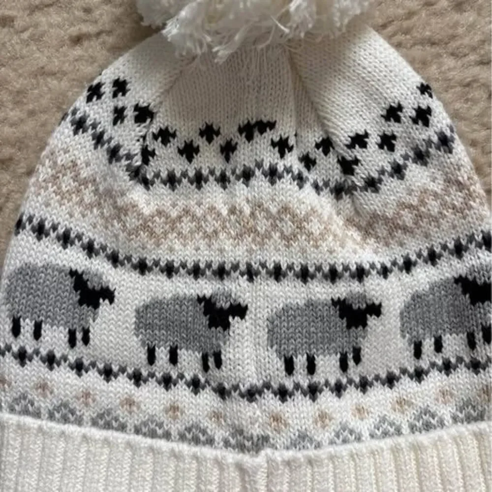 New 0-3 month Janie and Jack hat